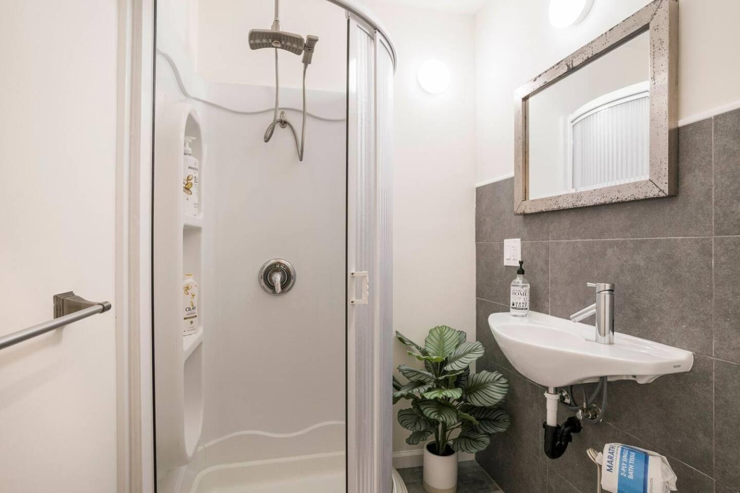 Private Room0 Own Bath Own Entry Shared Kitchen Walk To Ucsd San Diego Exterior foto